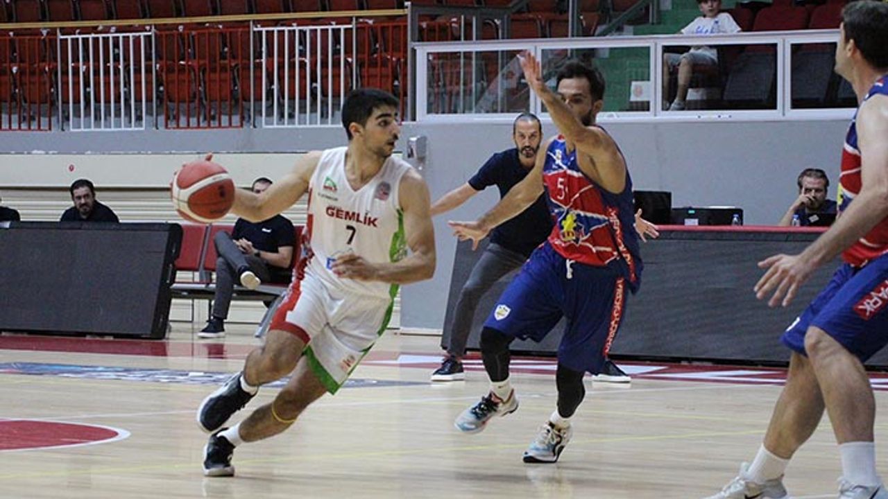 Semt77 Yalovaspor Gemlik Zeytini Basketbol Turnuvasında Mücadele Edecek