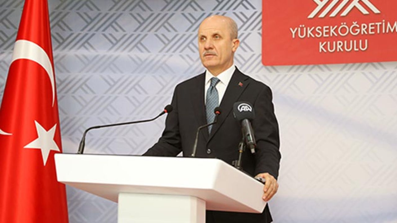 ‘Üniversitelerde uzaktan eğitim bugün başlıyor’
