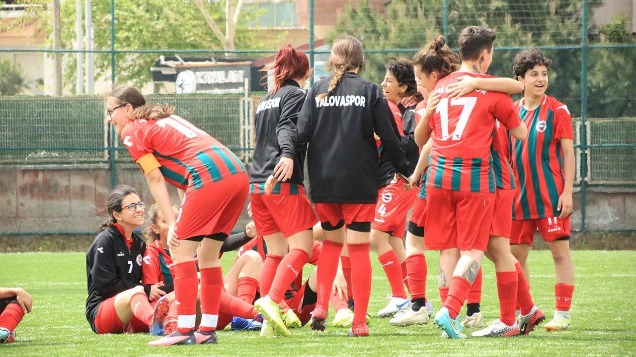 Yalovaspor Kadın Futbol Takımını Sevindiren Haber