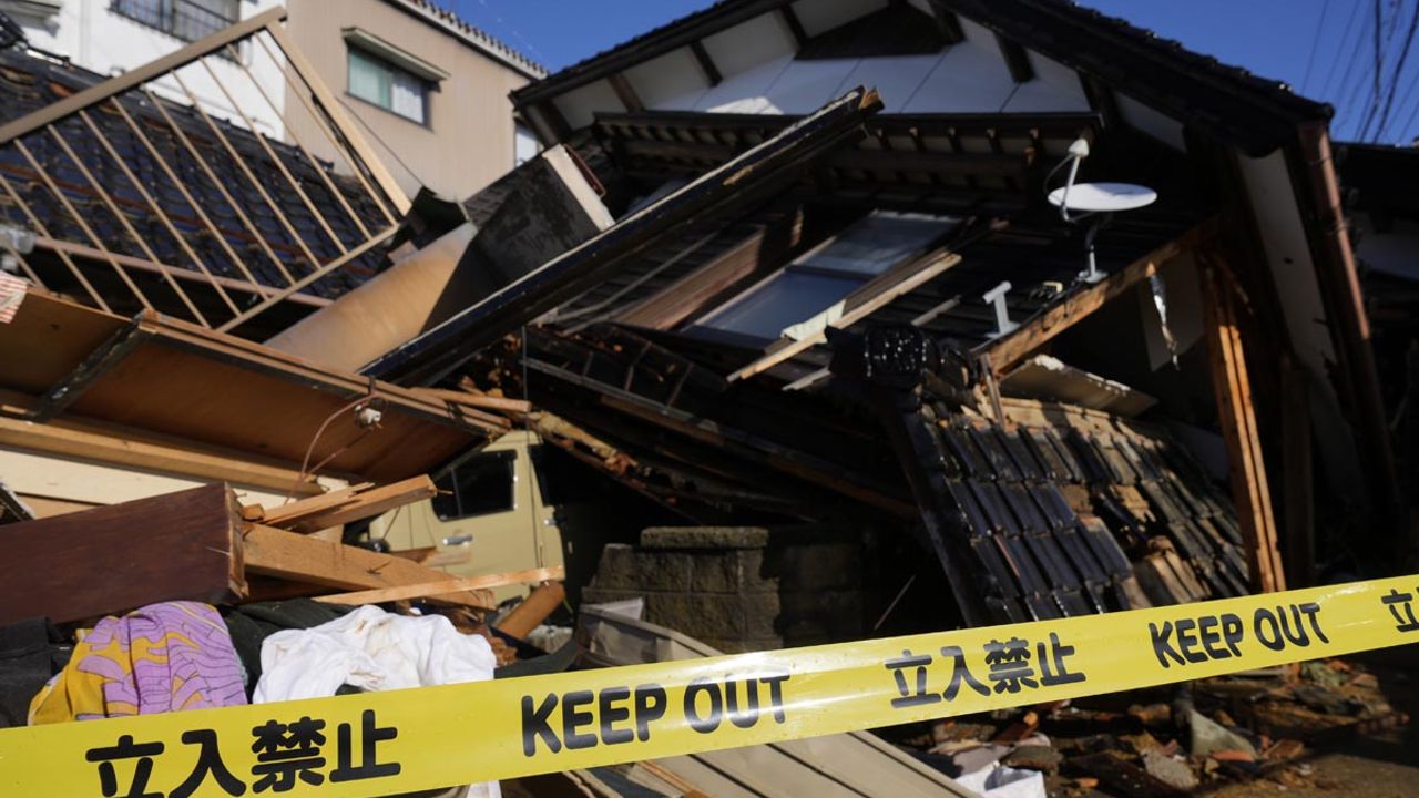 Japonya’da Meydana Gelen 7.6’lık Depremde Ölü Sayısı 238’e Yükseldi  