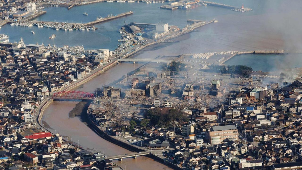 Japonya’daki 7.6’lık Depremde Ölü Sayısı 236’ya Yükseldi  