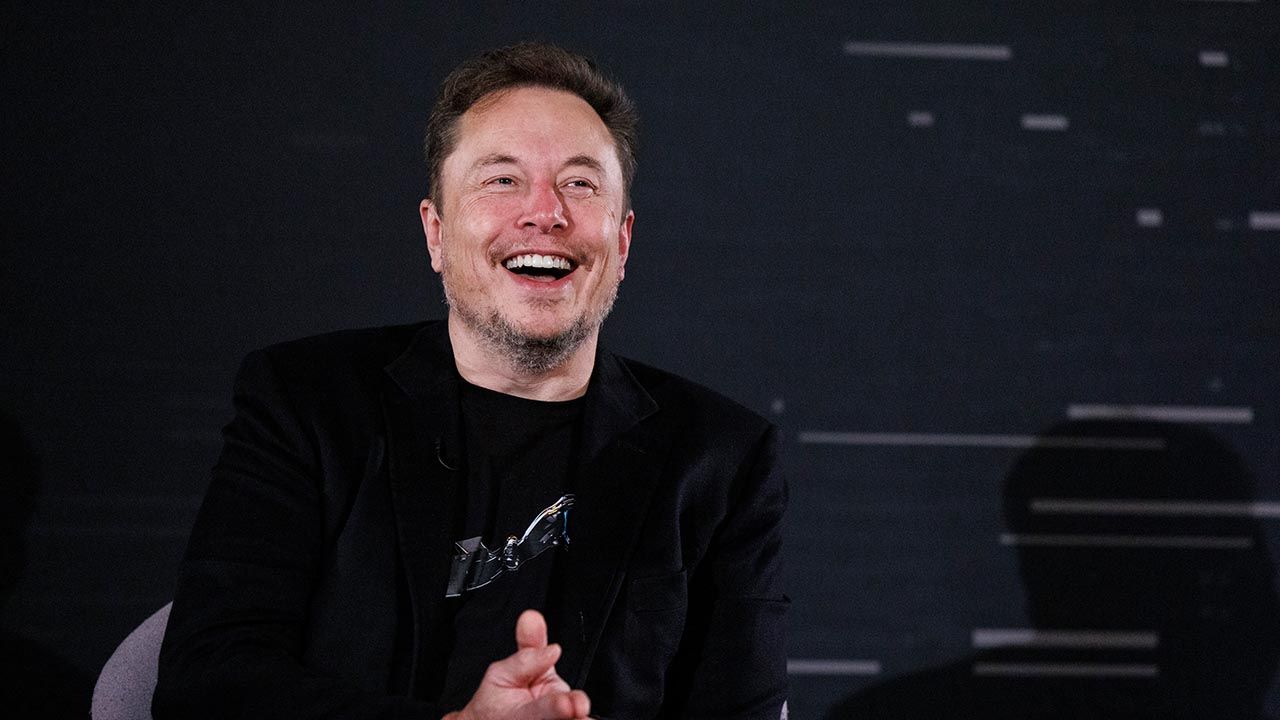 Elon Musk: “Neuralink'in beyin çipi ilk kez bir insana yerleştirildi”  