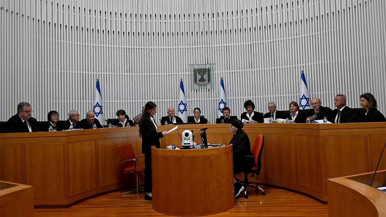 İsrail’de Yüksek Mahkeme, mahkemenin yetkilerini sınırlandıran yasayı iptal etti  