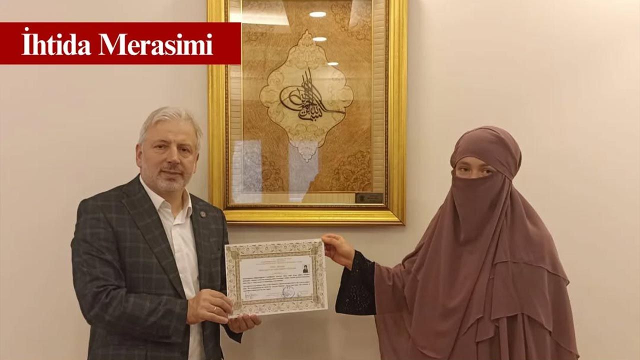 Letonyalı Üniversite Öğrencisi Yalova’da Müslüman Oldu