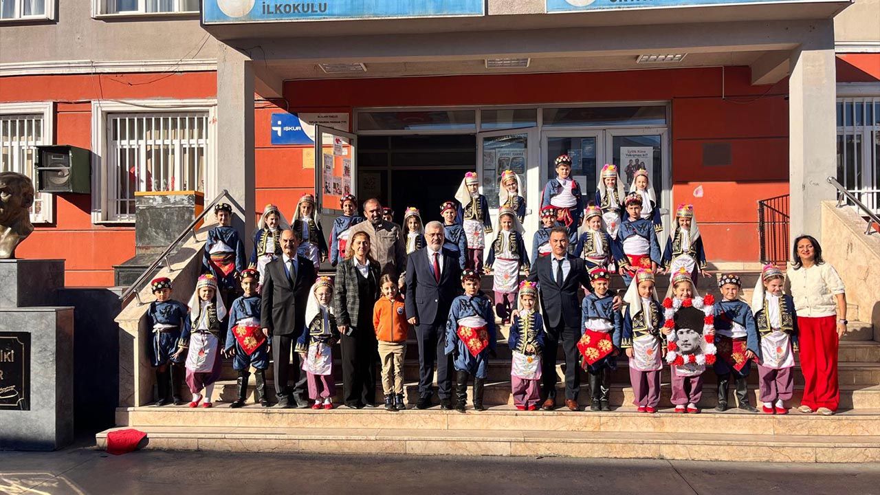 Öğrencilerin Üretimleri Sergide Görücüye Çıktı