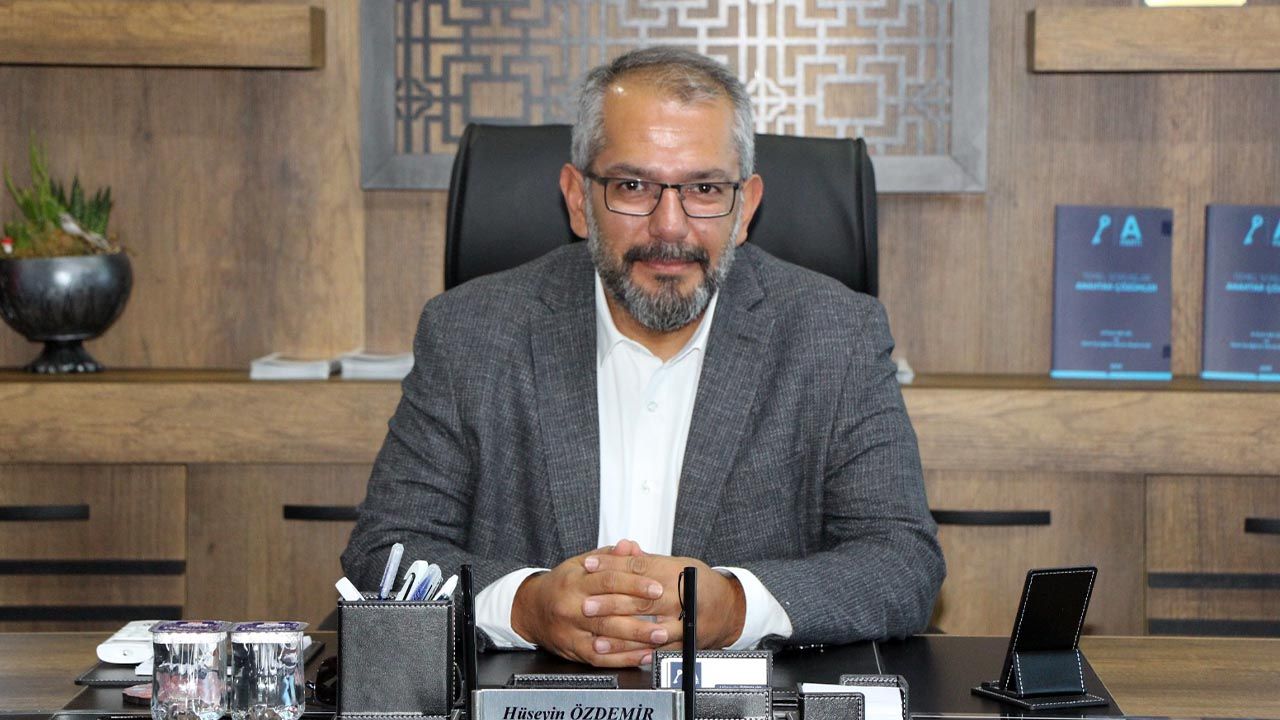 Anahtar Parti İl Başkanı Özdemir: “Hazır Giyim Endeksi 149,7’den 5,77’ye Geriledi, Rekabet Gücü Alarm Veriyor”