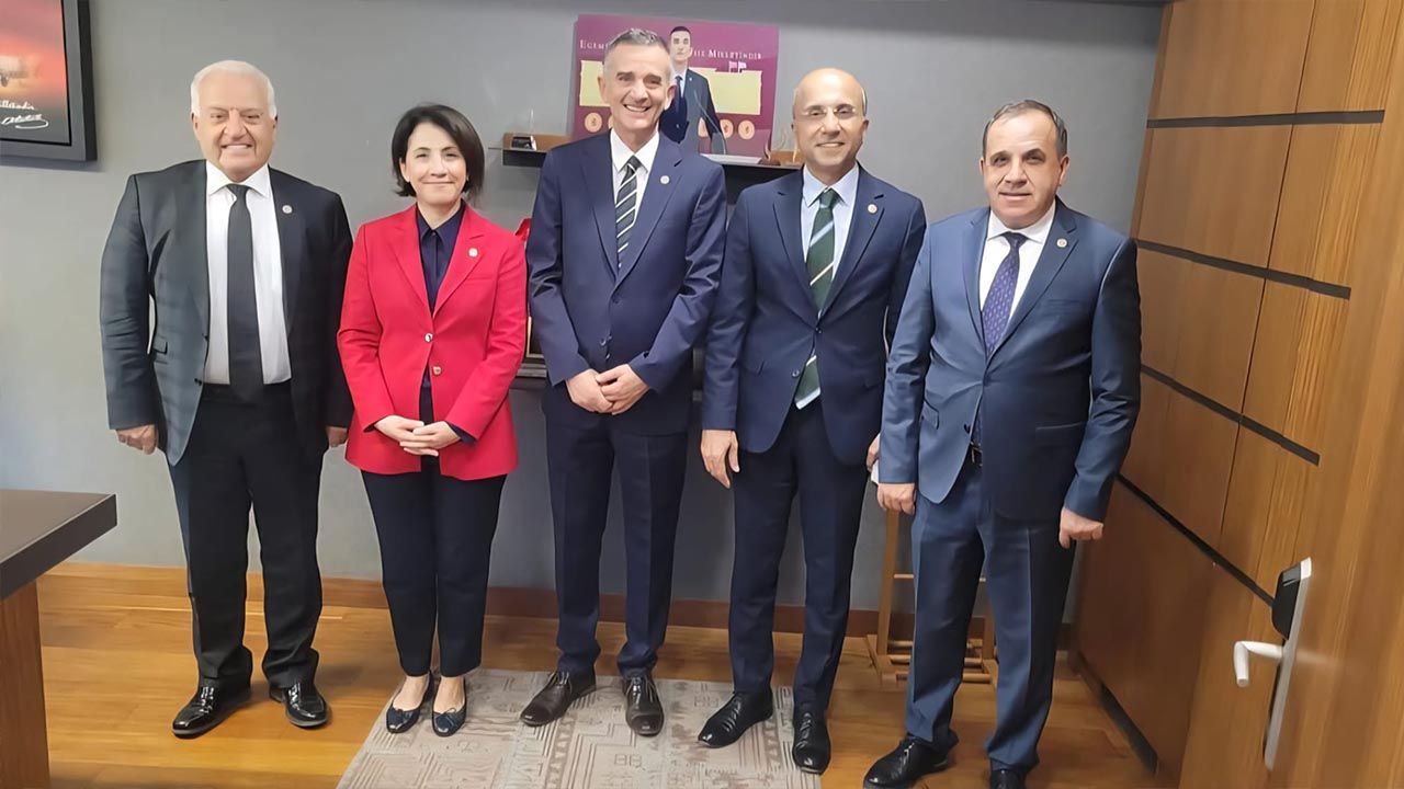 CHP’li Tahsin Becan’dan Ümit Dikbayır’a “Baba Ocağına Hoş Geldin” Ziyareti
