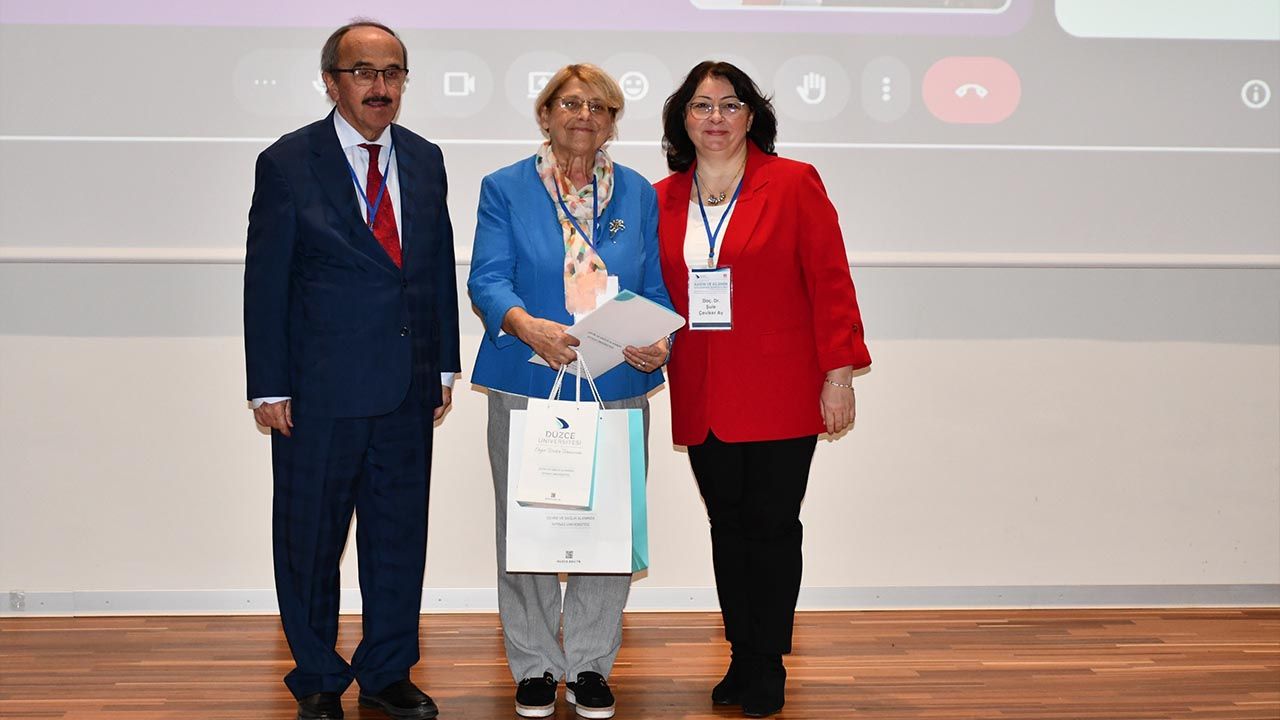 Yalova, DÜKAM Sempozyumunda