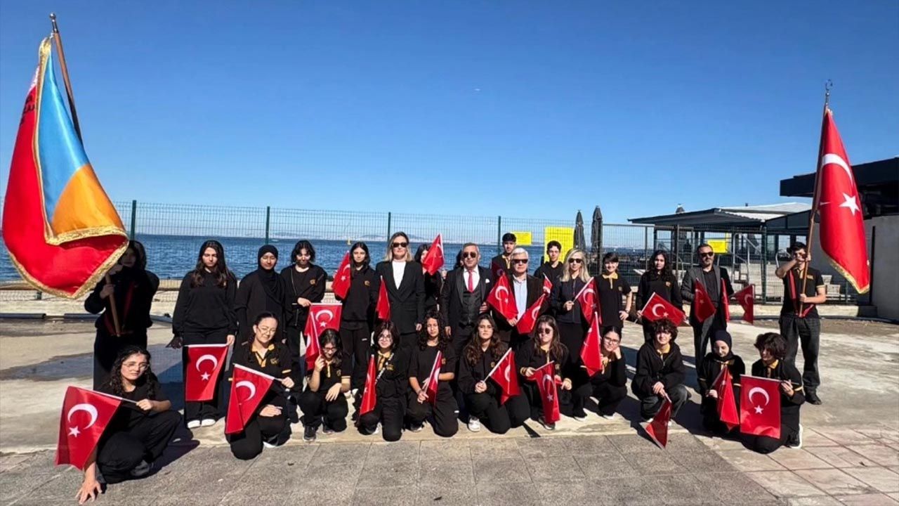 Cumhuriyet Bayramı Coşkusu Güzel Sanatlar Lisesi’nde Yaşandı