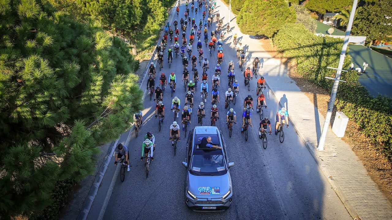 YABİS’ten Çeşme’de 3 Madalya