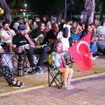 Çiftlikköylüler Filenin Sultanlarına Dev Ekrandan Destek Verdi