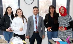 Parıldar Kadın Personelin Gününü Çiçeklerle Kutladı