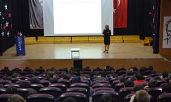 Güçlü Koleji’nden ‘Sağlıklı Beslenme’ Konferansı