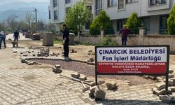 Parke Taşları Yenileniyor