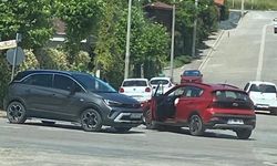 Yaşar Kuş Caddesi’nde Maddi Hasarlı Trafik Kazası