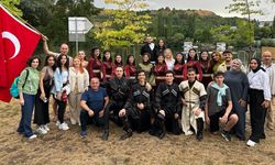YAÜ Folklor Ekibi Prag’da Gösteri Düzenledi
