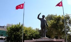 "Yalova Benim Kentimdir" Diyen Atatürk’e Solmuş Bir Portre, Bakımsız Heykel Yakışıyor Mu?
