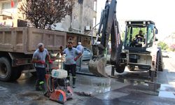 İsmet Acar Caddesi'nde Su Patlağı