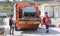 Yalova Belediyesi’nden Konteyner Kentte Temizlik Çalışması