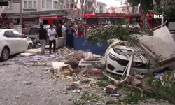 İstanbulda Patlama: "2 ölü, 1'i ağır 4 yaralı"   