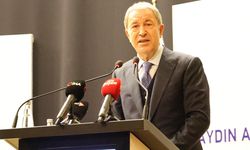 TBMM Milli Savunma Komisyonu Başkanı Akar: "Mehmetçiğimizin nefesi enselerinde"