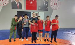 Yalova Belediyespor’lu Güreşçiler 6 Madalya Kazandı