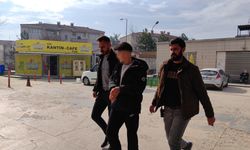 Bursa'da 18 yaşındaki genç, 3.5 milyonluk sazan sarmalı taktiğiyle dolandırdı