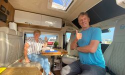 Hollandalı çift, evlerini satıp aldıkları karavanla 5 yıldır Türkiye'de yaşıyor