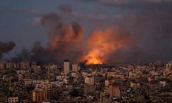 İsrail, Gazze’de camiye saldırdı: 4 ölü