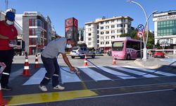 Yalova Belediyesi Trafik İşaretlerini Yeniliyor