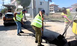 Yalova Belediyesi Yol Bakım Ve Asfalt Yama Çalışmalarına Devam Ediyor