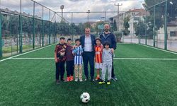 Çiftlikköy’de Spor Alanlarına 2000 m2 Suni Çim Zemin