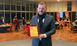 İnan’a Yılın Hayırseveri Ödülü