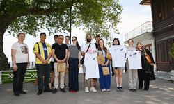 Alman Öğrenciler Yürüyen Köşk’e Hayran Kaldı