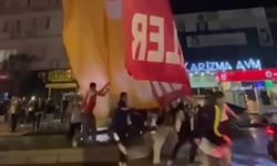 Yalova'da Fenerbahçe Taraftarlarından Galatasaray Bayraklarına Saldırı