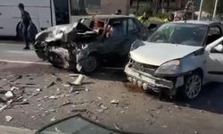 Yalova'da 4 Araçlı Zincirleme Kaza: 5 Yaralı
