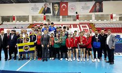 NAVEK Yıldızlar Türkiye Şampiyonası’nda Raketlerimiz Kürsüye Çıktı