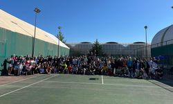 Tenis Tutkunları Atatürk ve Yürüyen Köşk Turnuvasında Buluştu