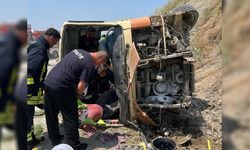Freni Boşalan Araç 10 Metreden Yuvarlandı: 1 Ölü, 12 Yaralı