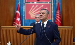 Özel’den Hodri Meydan