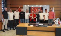 Başkan Fazlaca, Şampiyon Altınova 77 Spor’u Ağırladı