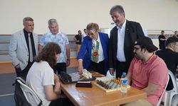 Altınova’da Satranç Rüzgarı