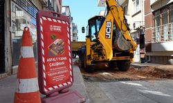 Yalova Belediyesi’nin Asfalt Yama Çalışmaları Devam Ediyor