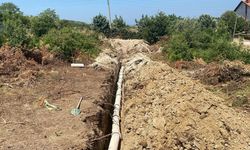 Çınarcık’ta Kanalizasyon Hattı Döşeme Çalışmaları Tüm Hızıyla Devam Ediyor