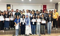 Yalova’da Öğrencilere Yapay Zekâ ve Yeşil Teknoloji Eğitimi