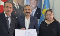 İyi Parti'de Bayrak Değişimi