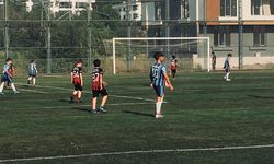 Minik Kramponlar Merhum Çetin Zenginler Anısına Ter Döküyorlar