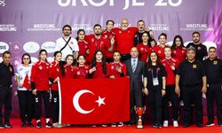 Kıymet Rümeysa Tezcan ve Arkadaşları Avrupa Şampiyonu