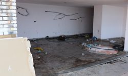Gazipaşa Caddesi’nde Metruk Yapı Tepki Çekiyor