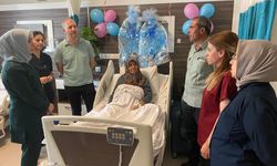 Şanlıurfa'da 53 Yaşındaki Kadın İkiz Bebek Dünyaya Getirdi